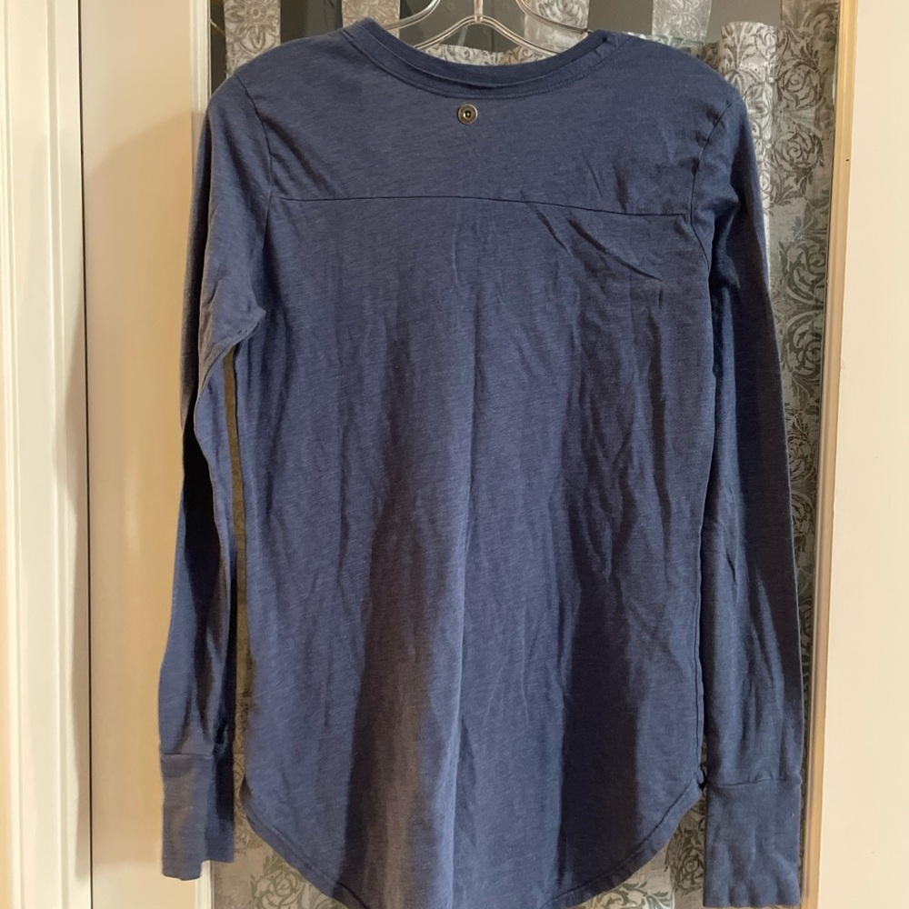 Niyama Sol Long Sleeved Blue Top Small - Picture 4 of 8